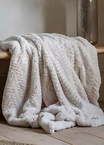 Chic Living Cream Chevron Brushed Rabbit Faux Fur Throw | Kaleidoscope