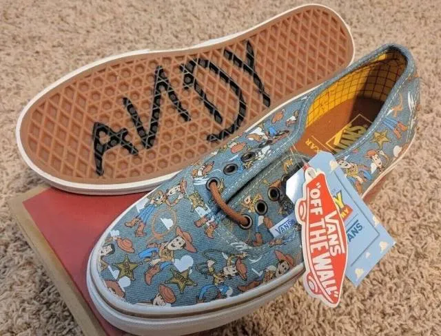 Vans x Toy Story Authentic Woody Print Denim  4 Mens NEW...